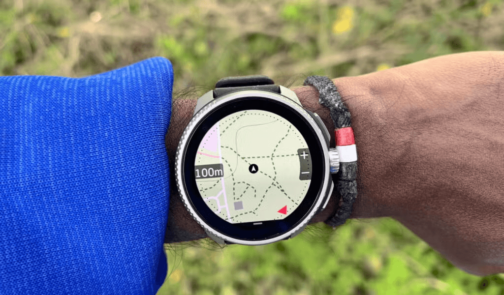 Garmin 965 vs Suunto Race