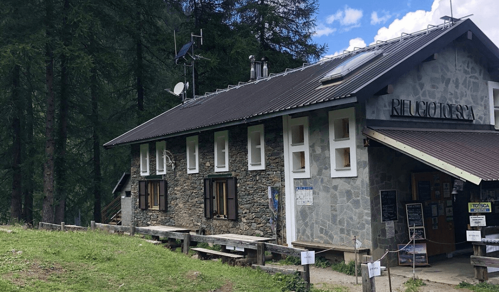 Rifugi Val di Susa Raggiungibili in Auto: Rifugio Toesca nel Parco Orsiera