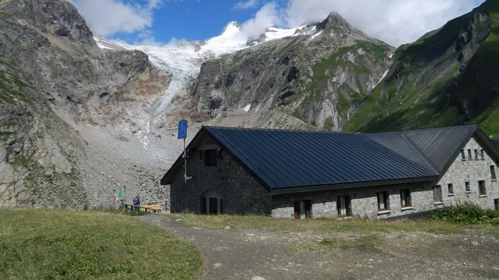 Rifugio Elena: Tradizione e Cucina Locale