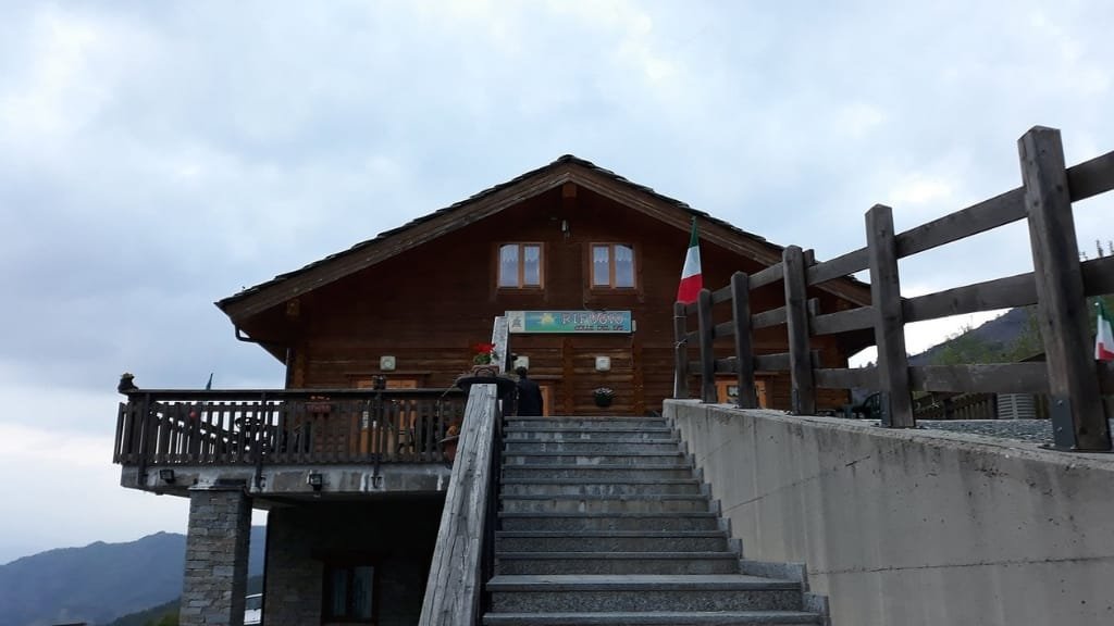 Il Rifugio Colle del Lys