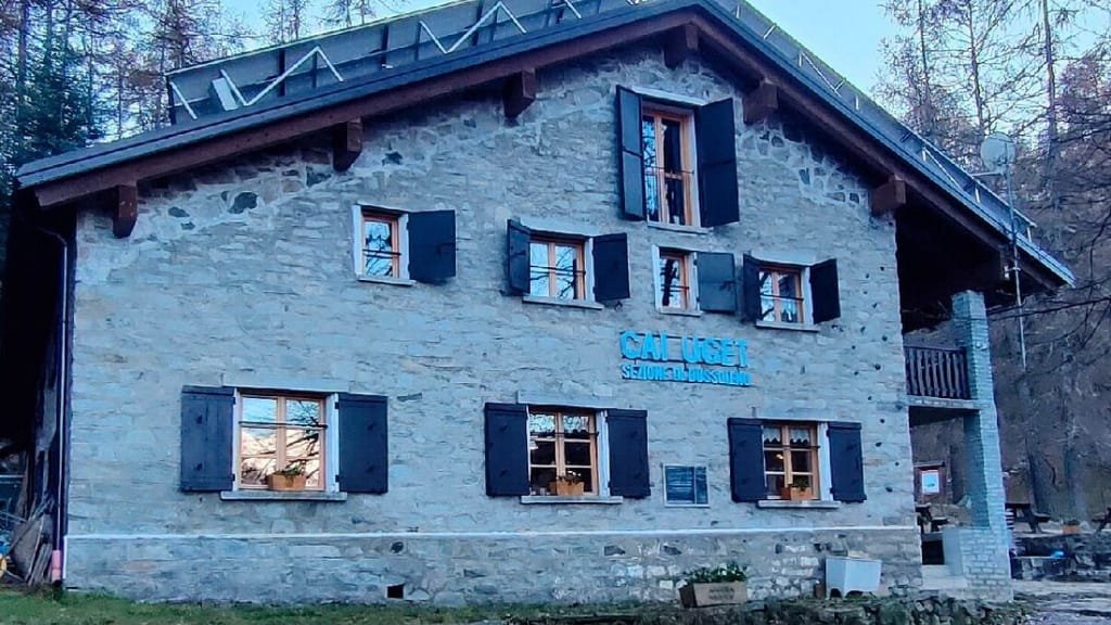 Rifugio Amprimo: Storico Rifugio nel Parco Naturale