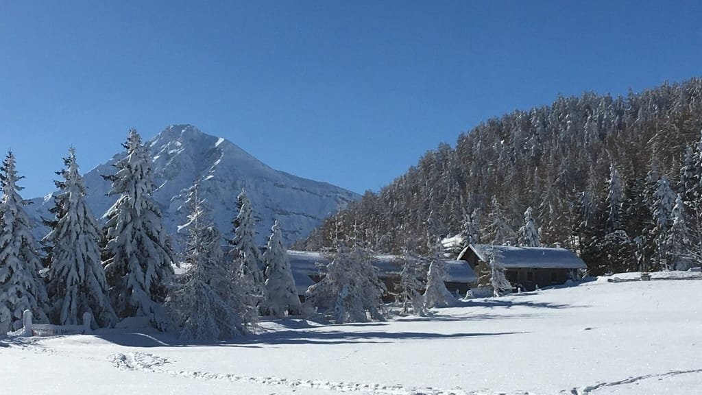 Rifugio Chardouse: Panorami Mozzafiato in Alta Val di Susa