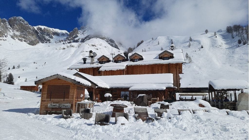Rifugio Fuciade - Panorami sulla Marmolada