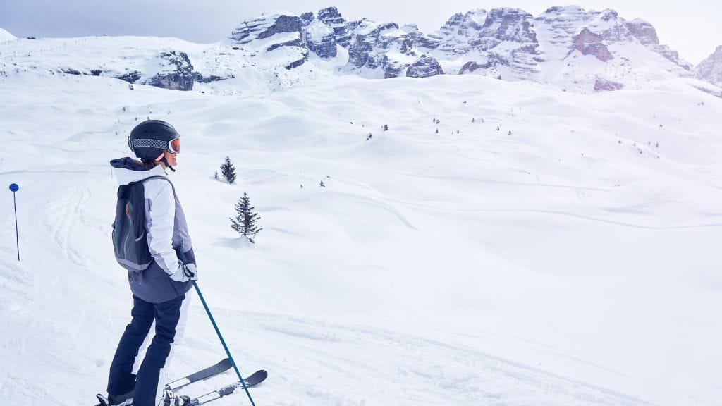 1. Madonna di Campiglio-Pinzolo-Val Rendena: Il Comprensorio Sciistico dell'Eleganza
